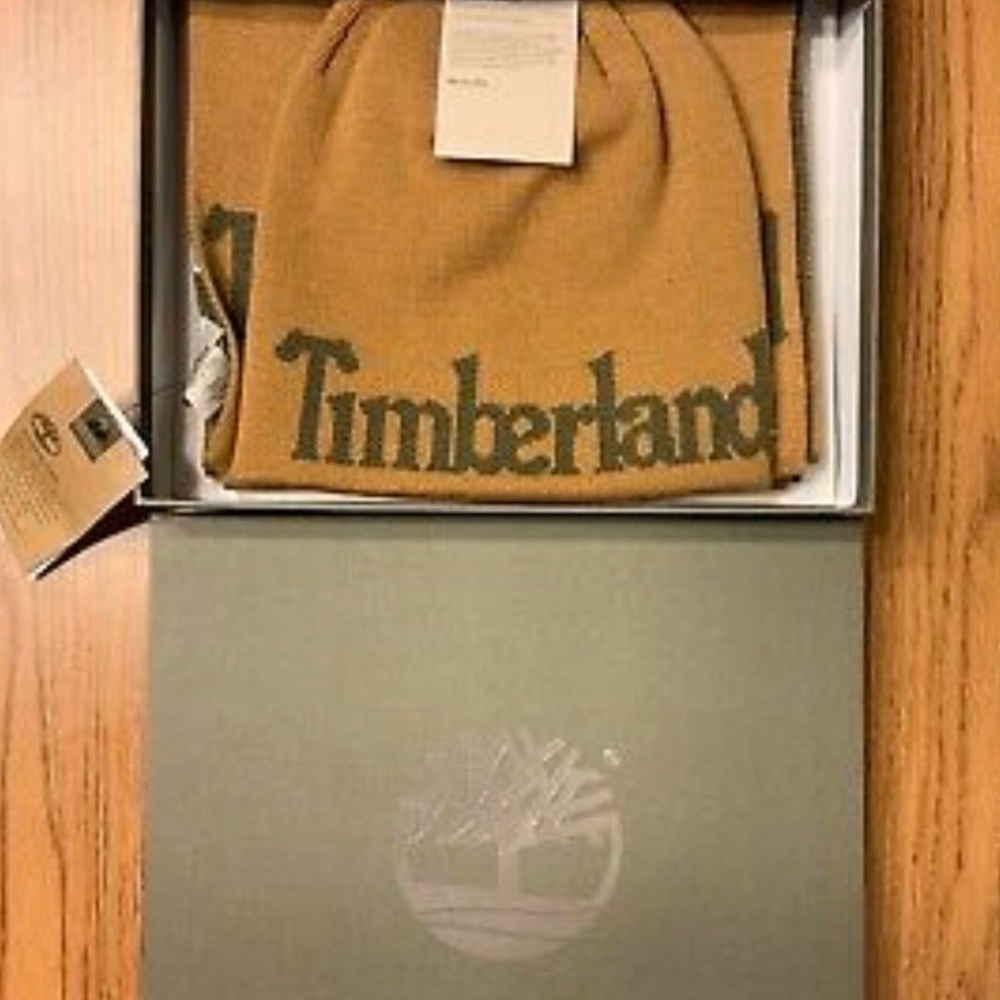 Timberland Tan Beanie and Scarf Set